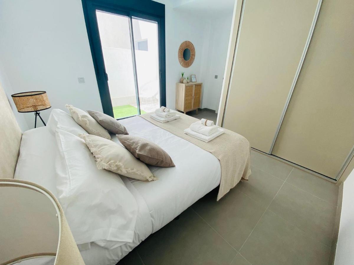 Bonito Apartamento De 2 Habitaciones Con Terraza Малага Экстерьер фото